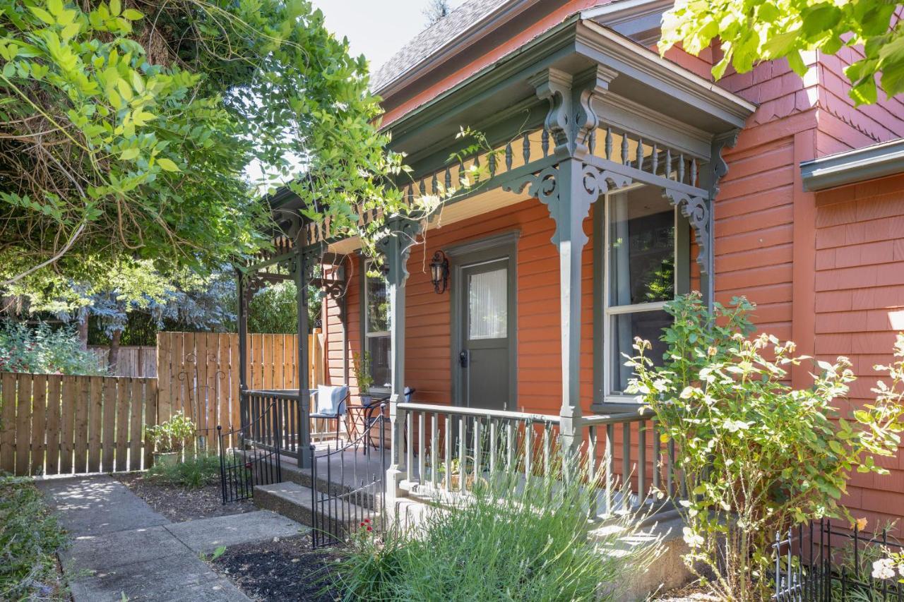 Wynkoop At Carlton: Taste Of Europe, Walk To Wineries, Dog Friendly Villa Ngoại thất bức ảnh
